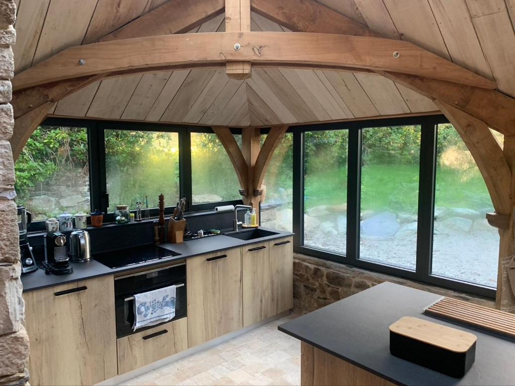 Ty Grannec, De Charme Classe Trois Etoiles Ferienhaus Cast